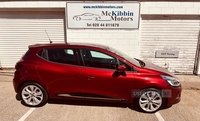 Renault Clio TCe Dynamique S Nav in Down