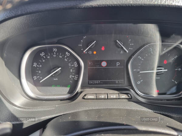 Vauxhall Vivaro Edition 9 Seater 2.0 Turbo D 180ps Elite in Derry / Londonderry