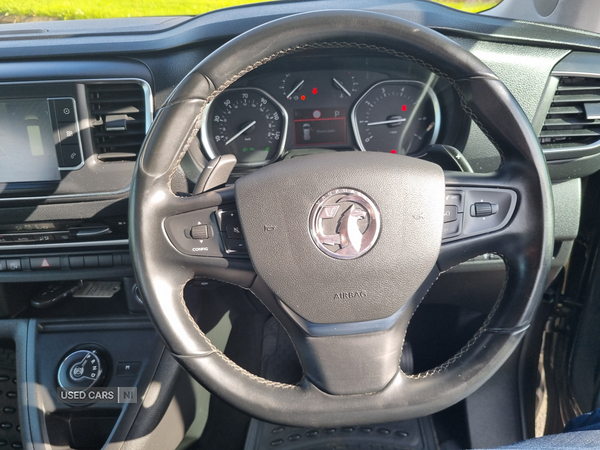 Vauxhall Vivaro Edition 9 Seater 2.0 Turbo D 180ps Elite in Derry / Londonderry