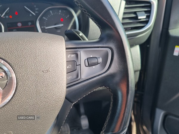 Vauxhall Vivaro Edition 9 Seater 2.0 Turbo D 180ps Elite in Derry / Londonderry