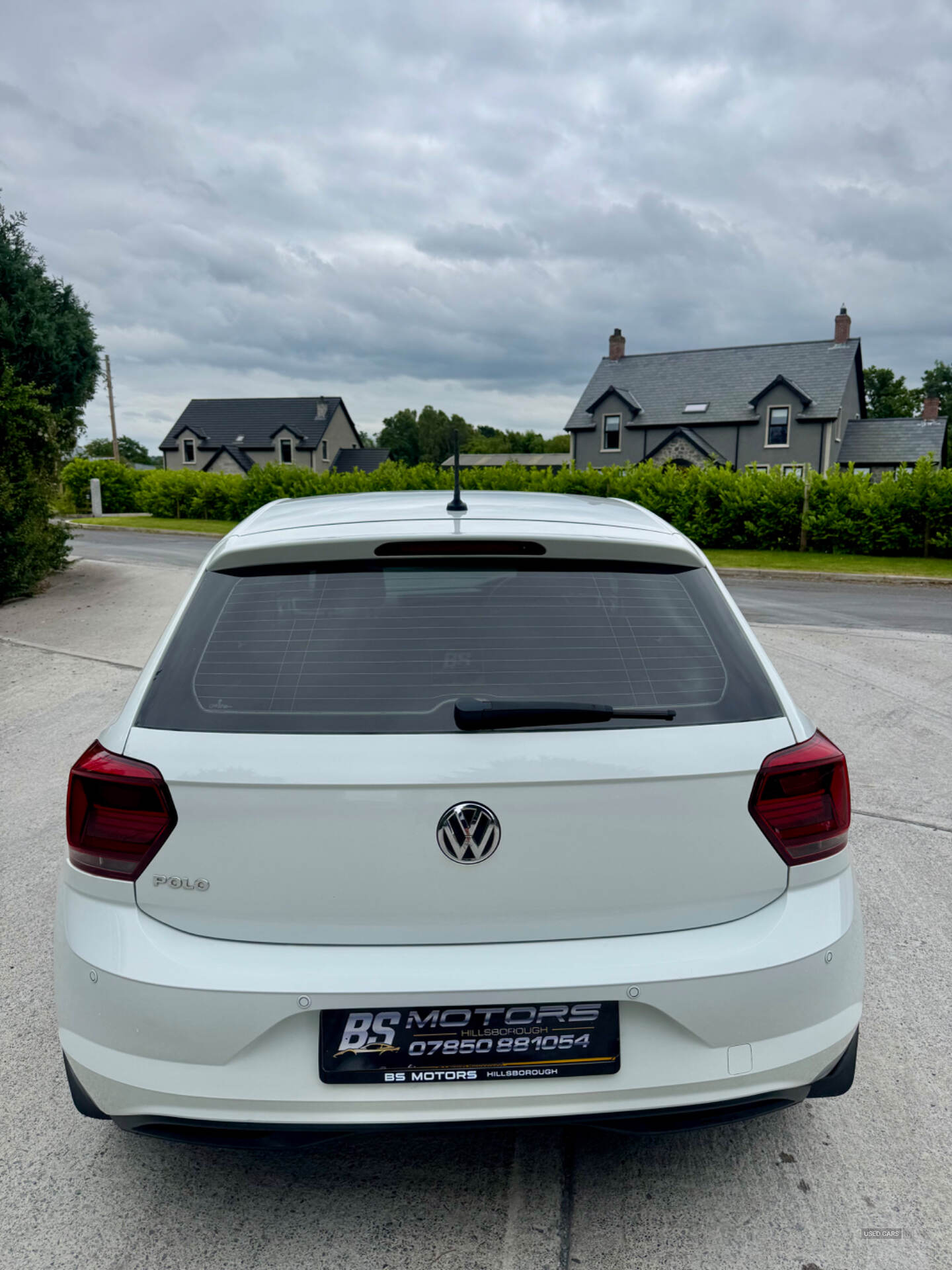 Volkswagen Polo HATCHBACK in Down