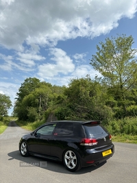 Volkswagen Golf 1.6 TDi 105 BlueMotion Tech SE 3dr in Antrim