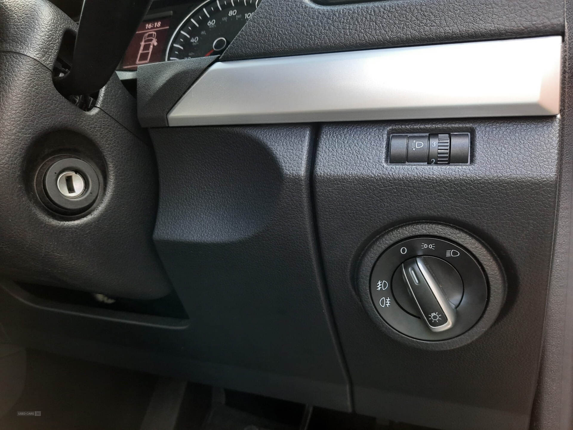 Car Thumbnail 10