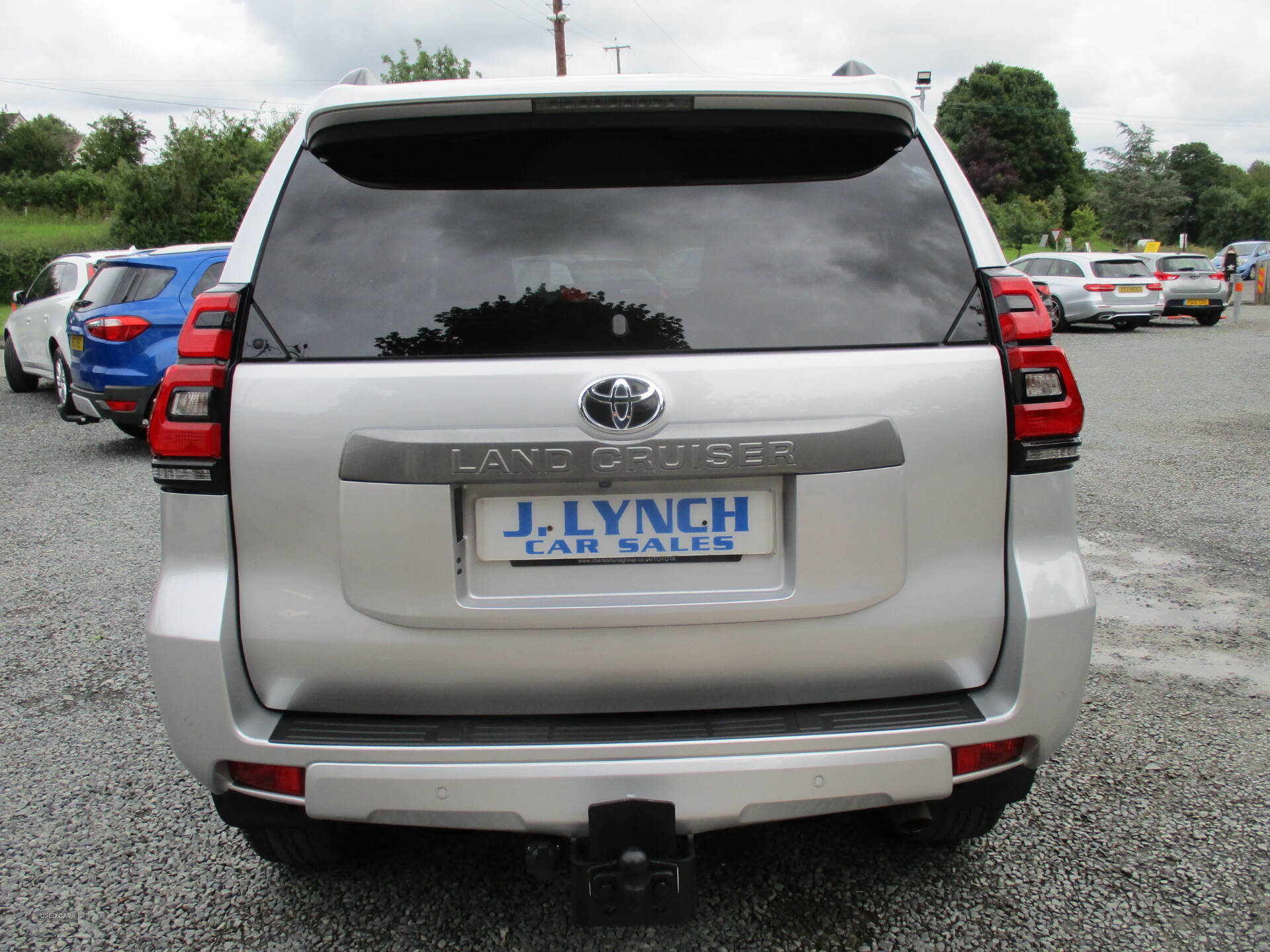 Toyota Land Cruiser DIESEL SW in Down