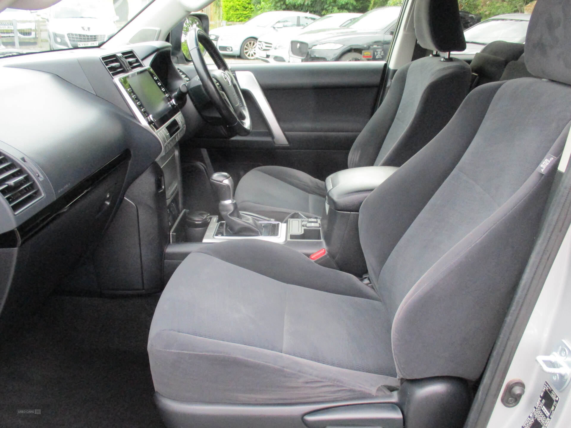 Toyota Land Cruiser DIESEL SW in Down