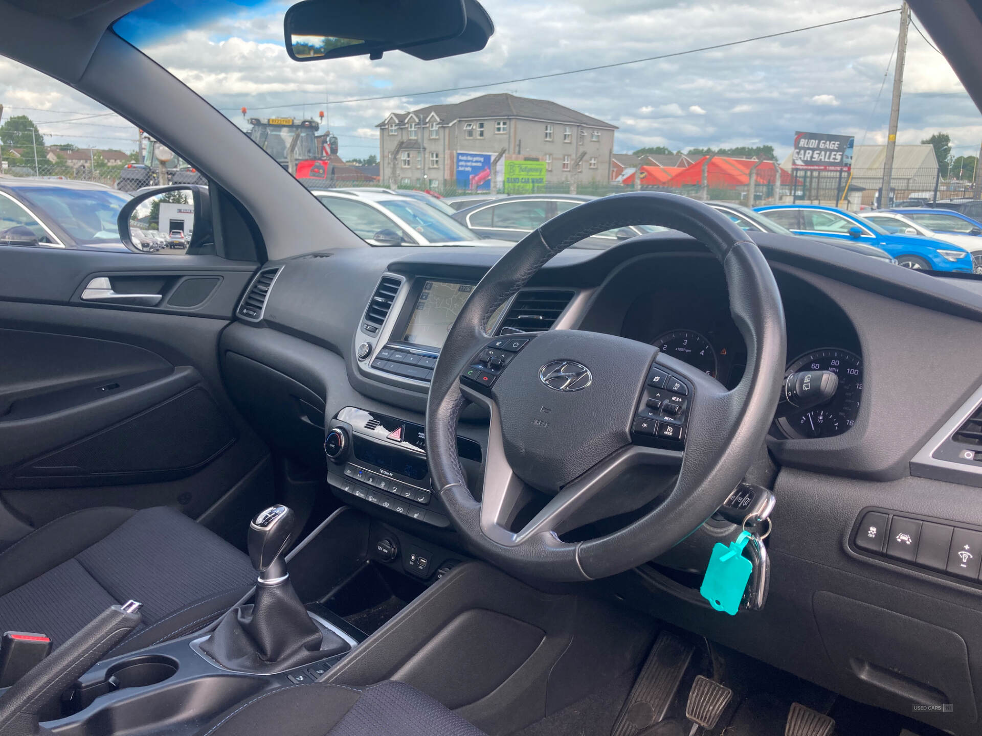 Car Thumbnail 8