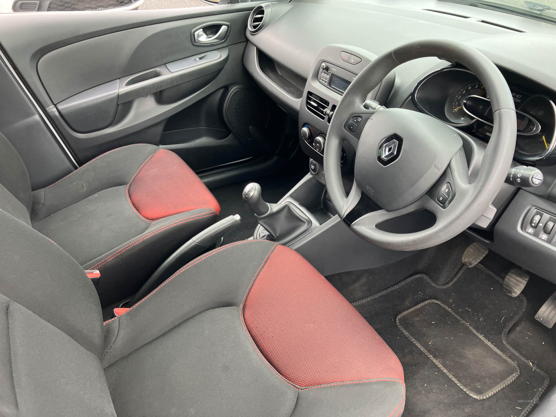 Renault Clio HATCHBACK in Armagh