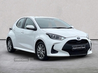 Toyota Yaris 1.5 Hybrid Icon 5Dr Cvt in Antrim