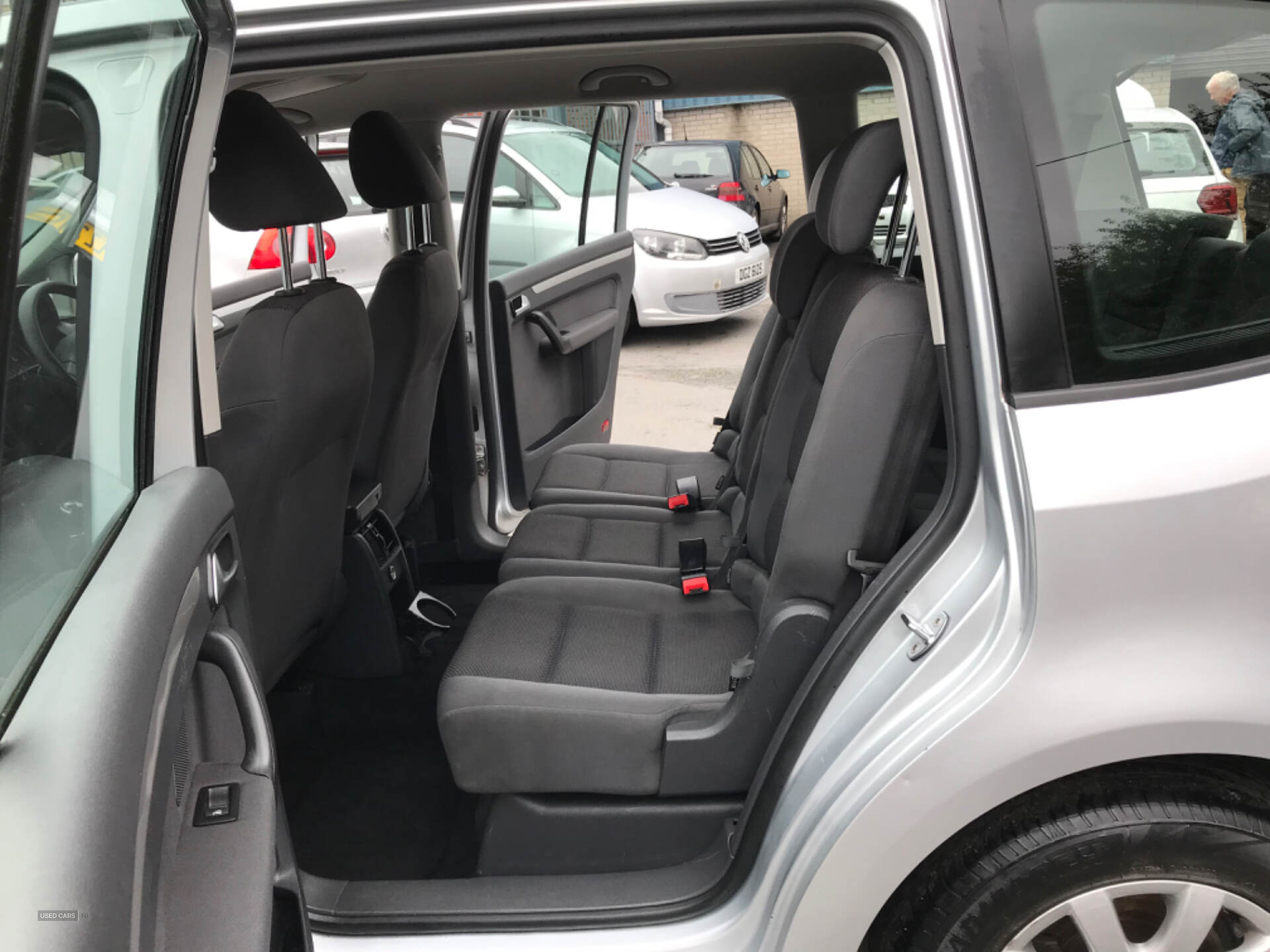Car Thumbnail 10