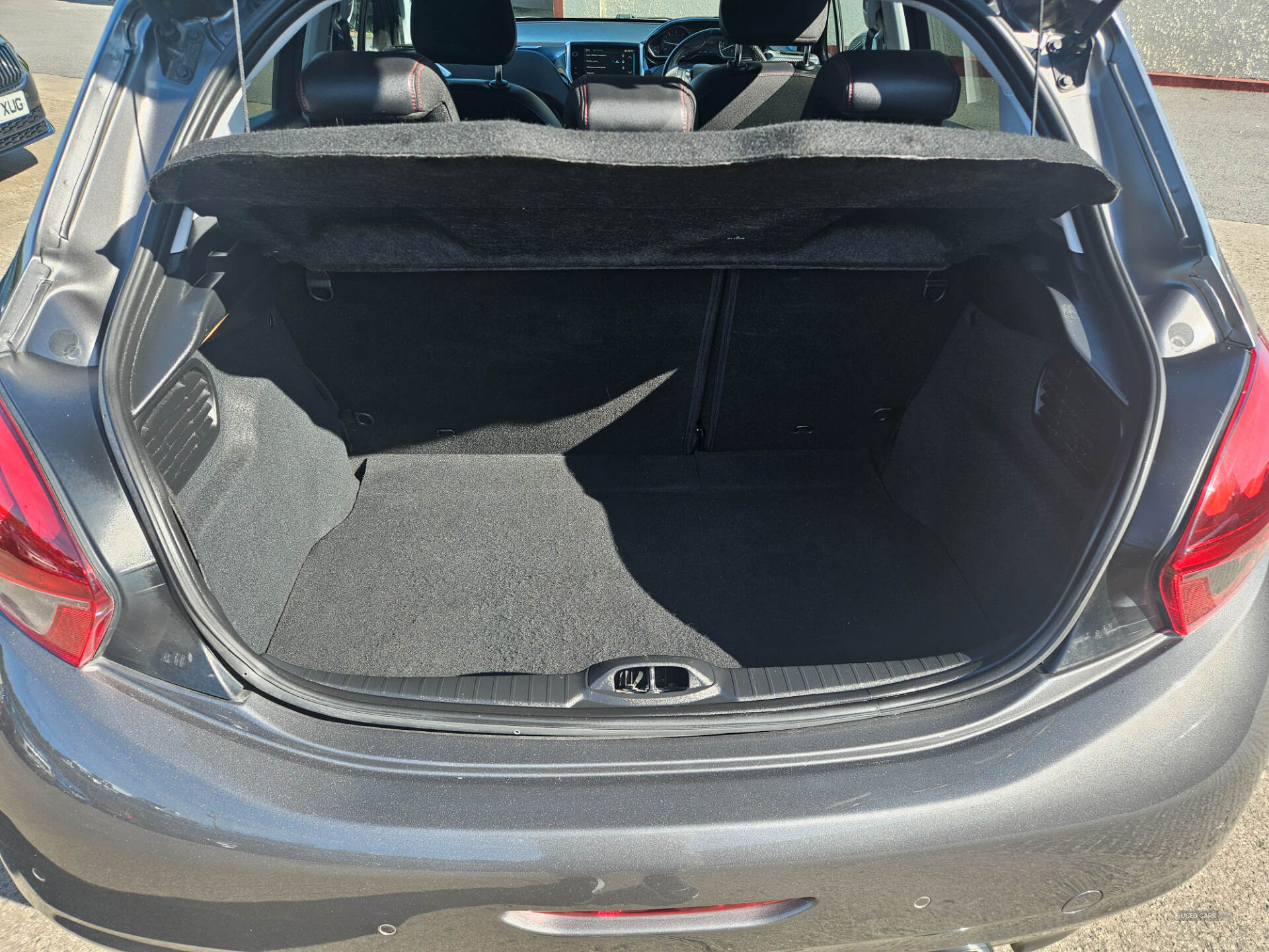 Peugeot 208 DIESEL HATCHBACK in Derry / Londonderry