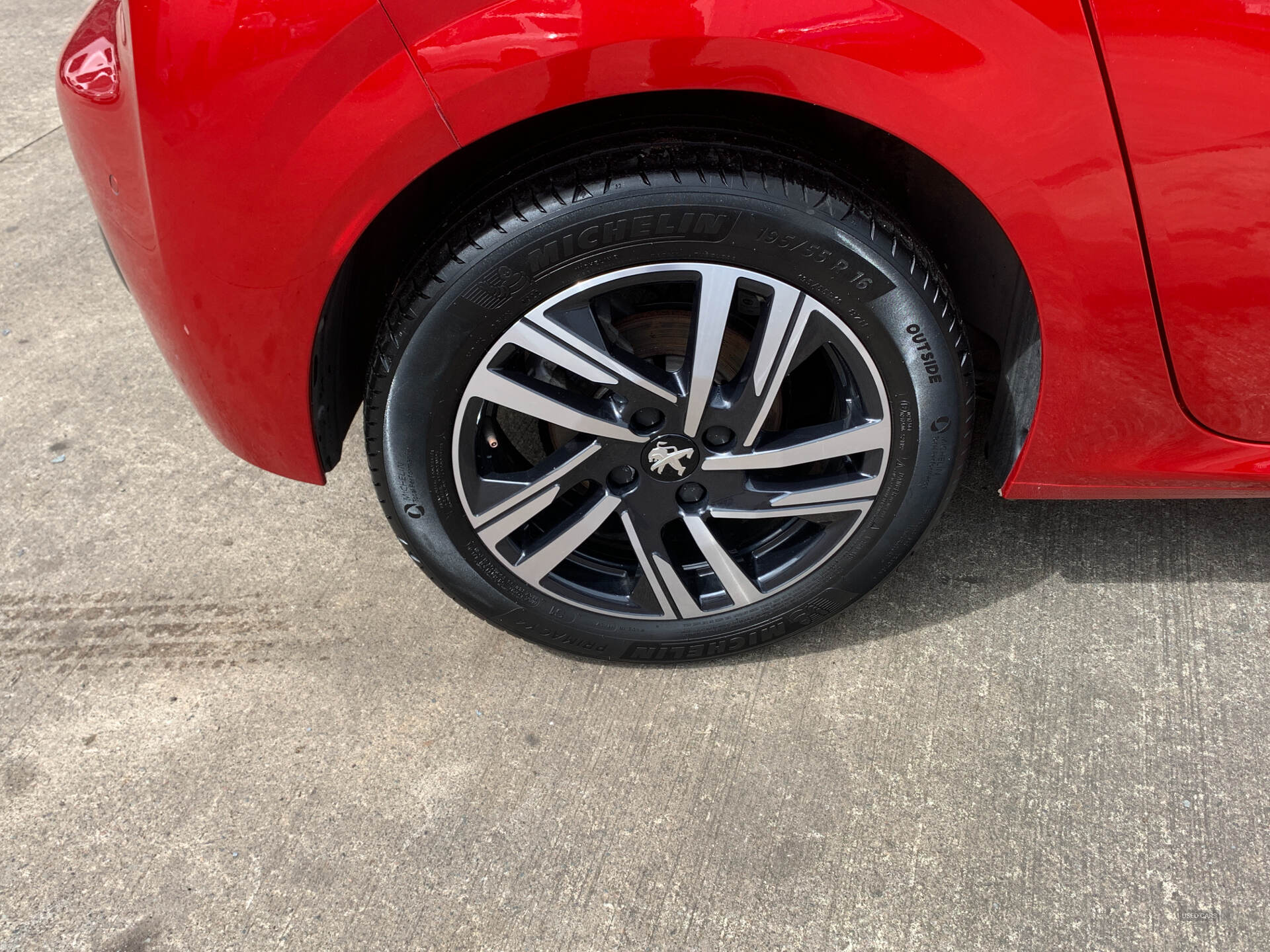 Peugeot 208 DIESEL HATCHBACK in Antrim