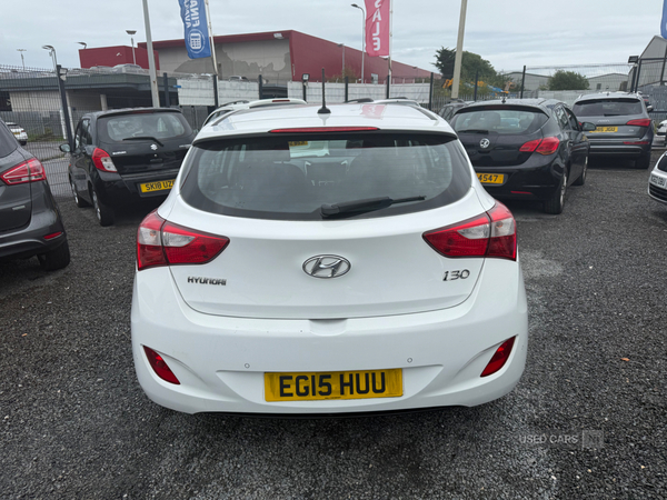 Hyundai i30 HATCHBACK in Down