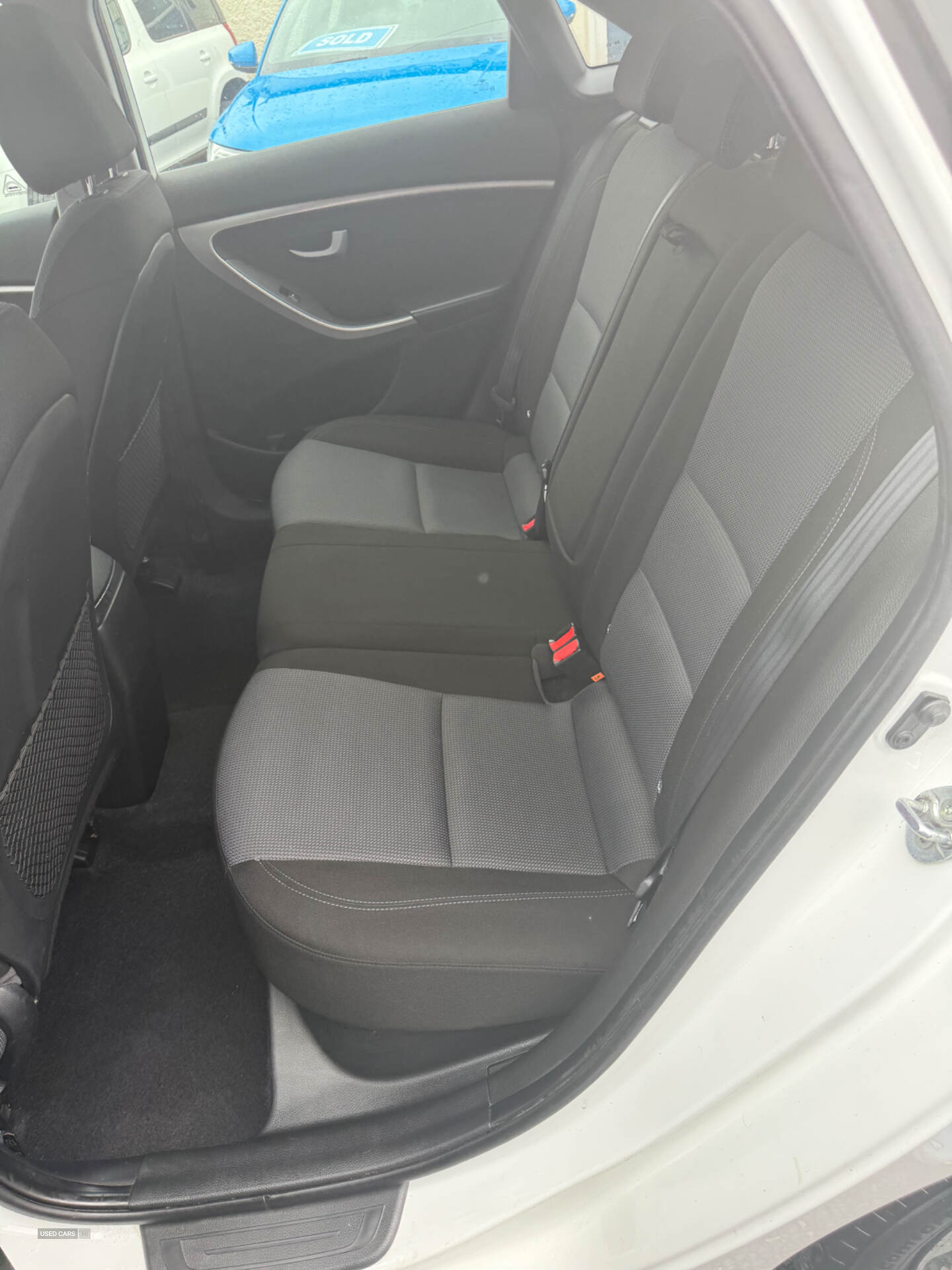 Hyundai i30 HATCHBACK in Down