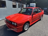 BMW M3 E30 in Down