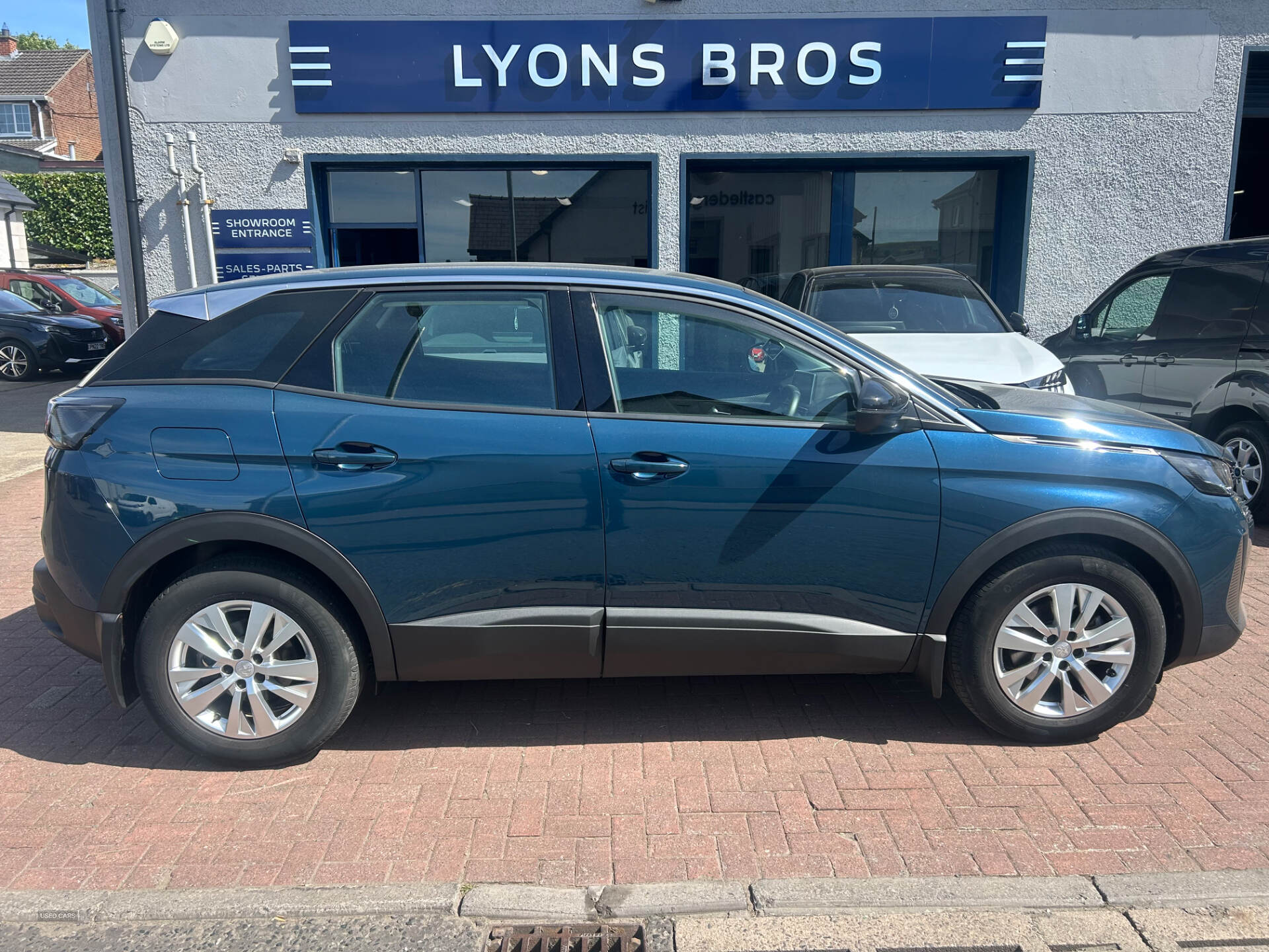 Peugeot 3008 DIESEL ESTATE in Tyrone