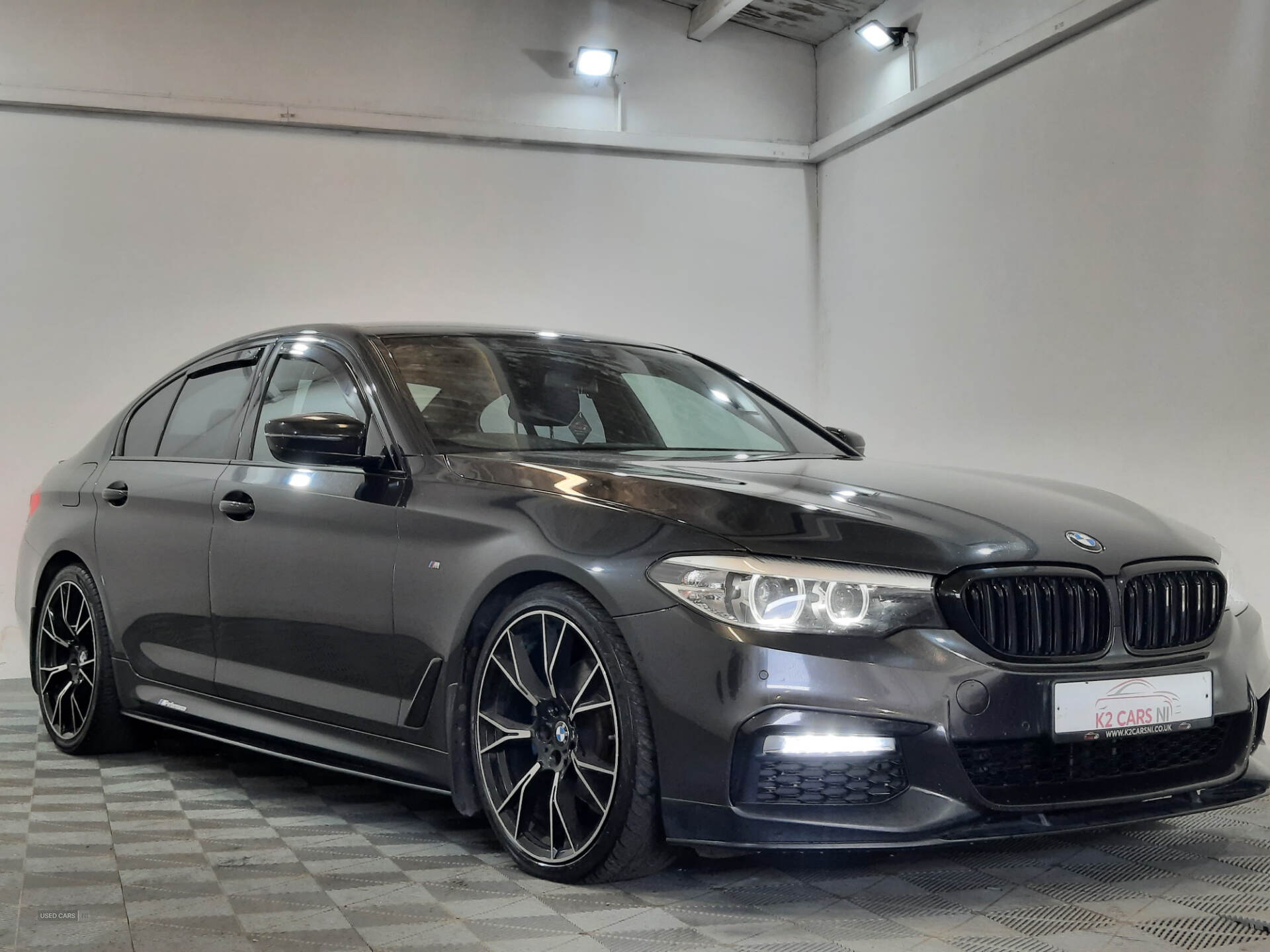 Car Thumbnail 4