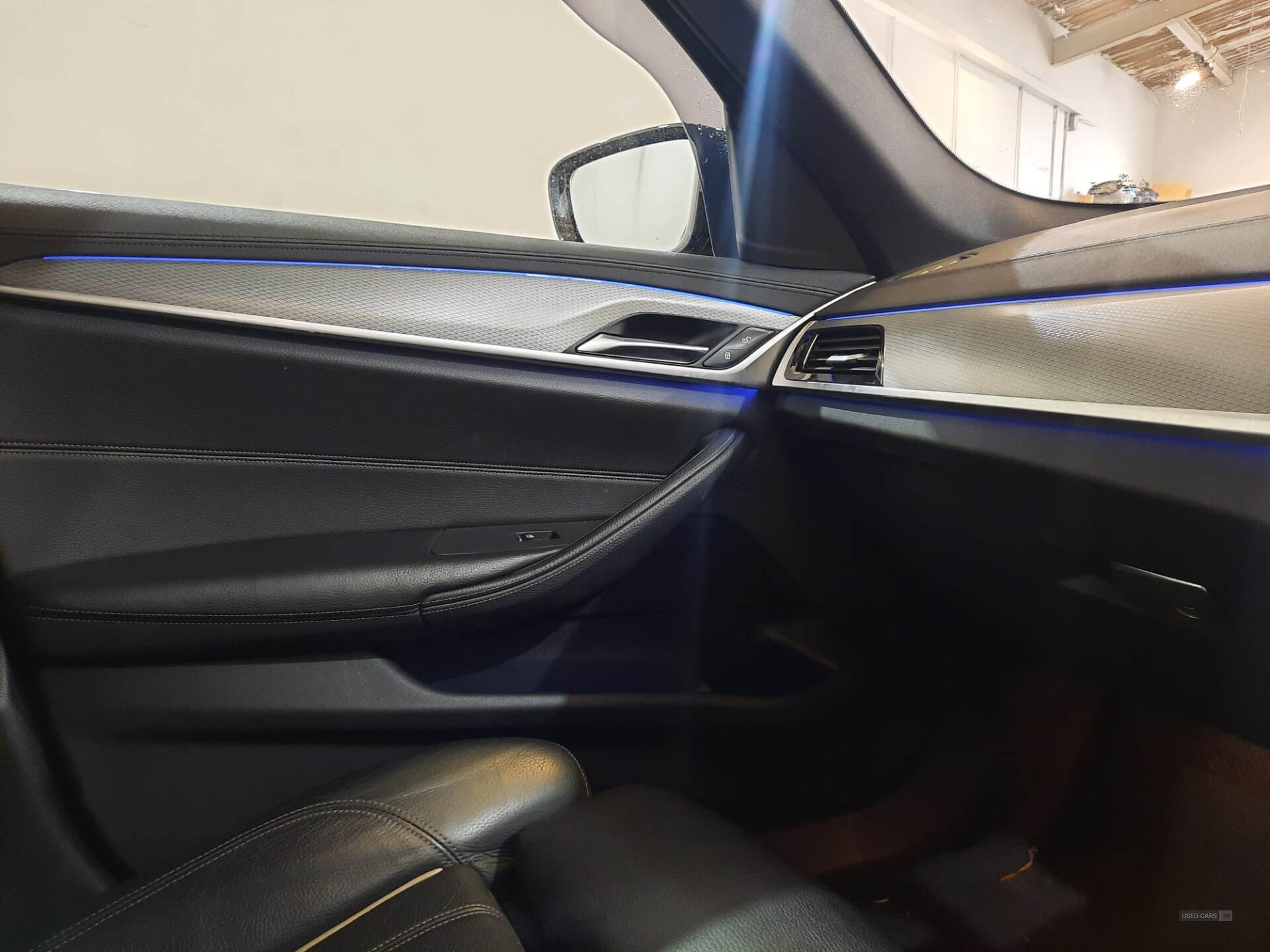 Car Thumbnail 14
