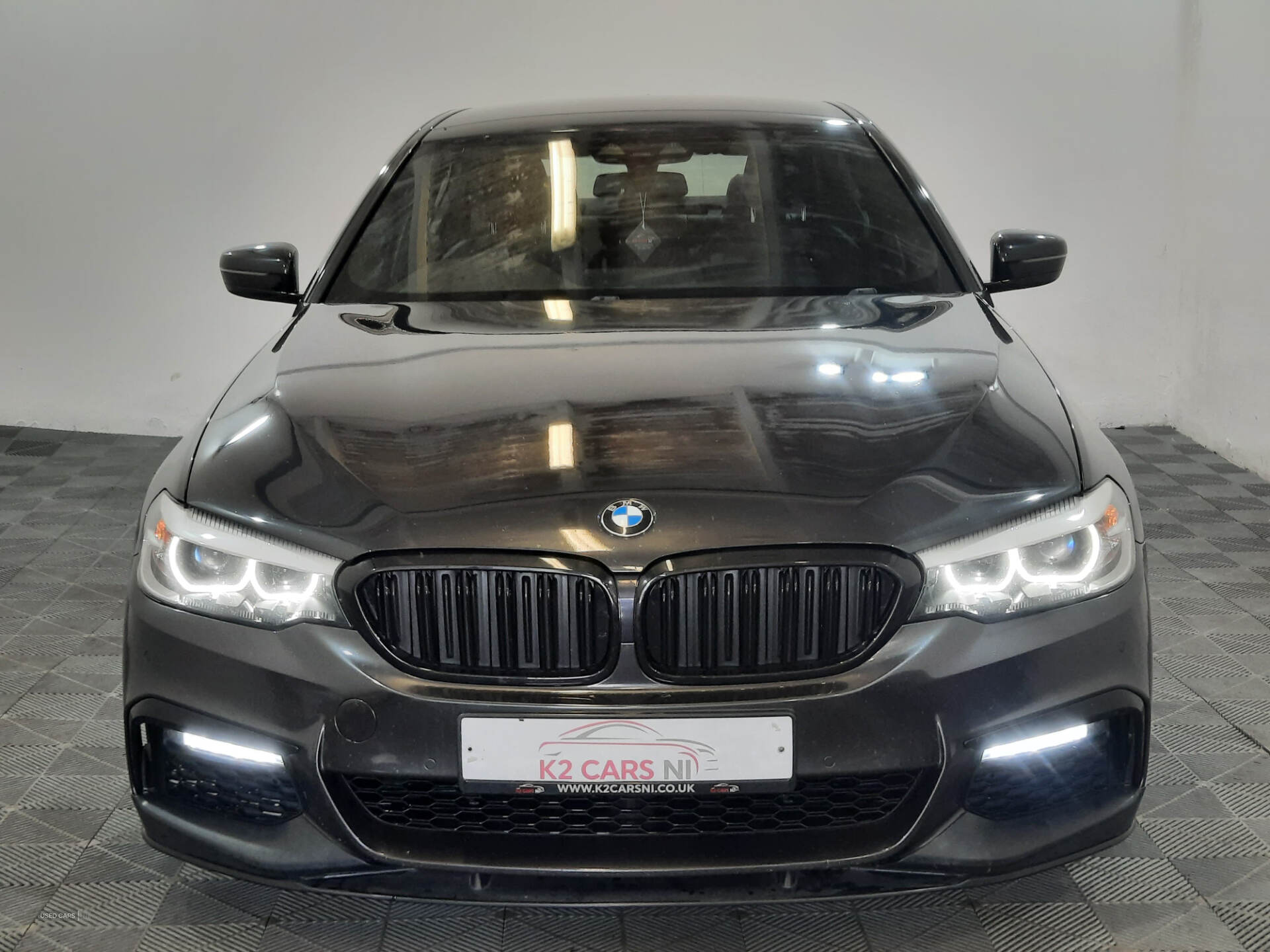 Car Thumbnail 15