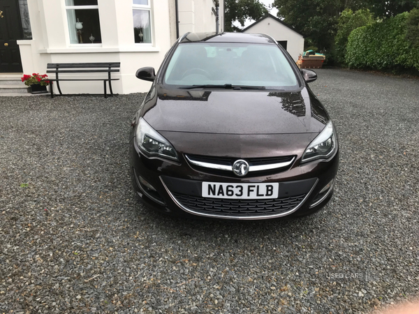 Vauxhall Astra SPORTS TOURER in Down