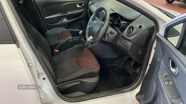 Renault Clio HATCHBACK in Armagh