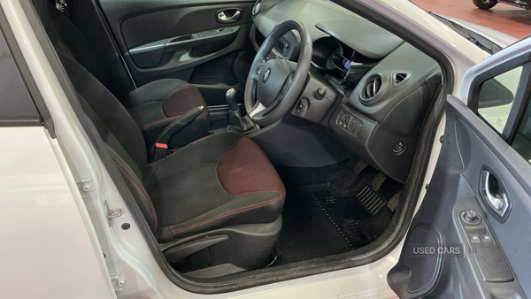Renault Clio HATCHBACK in Armagh