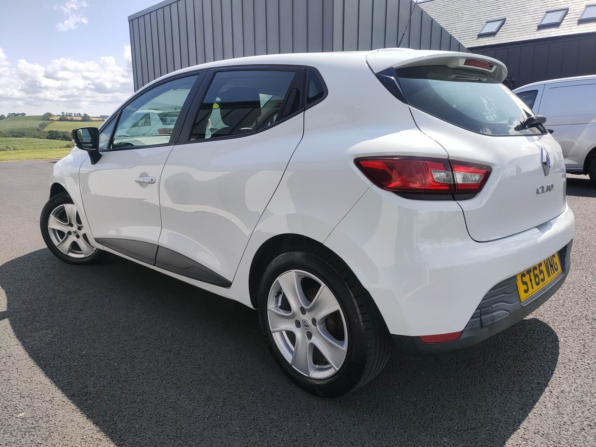 Renault Clio HATCHBACK in Armagh