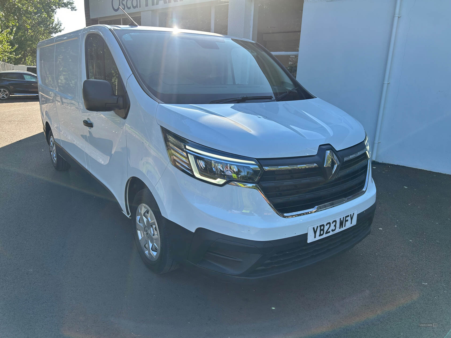 Renault Trafic LWB DIESEL in Derry / Londonderry