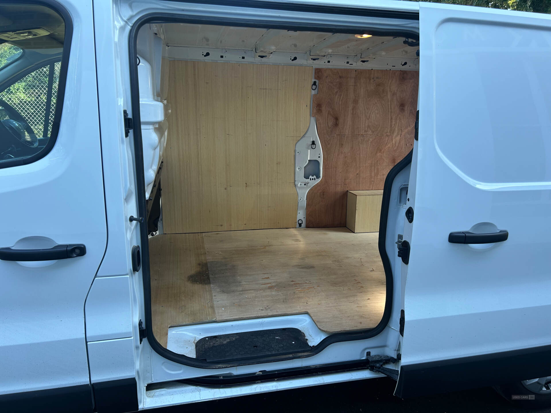 Renault Trafic LWB DIESEL in Derry / Londonderry