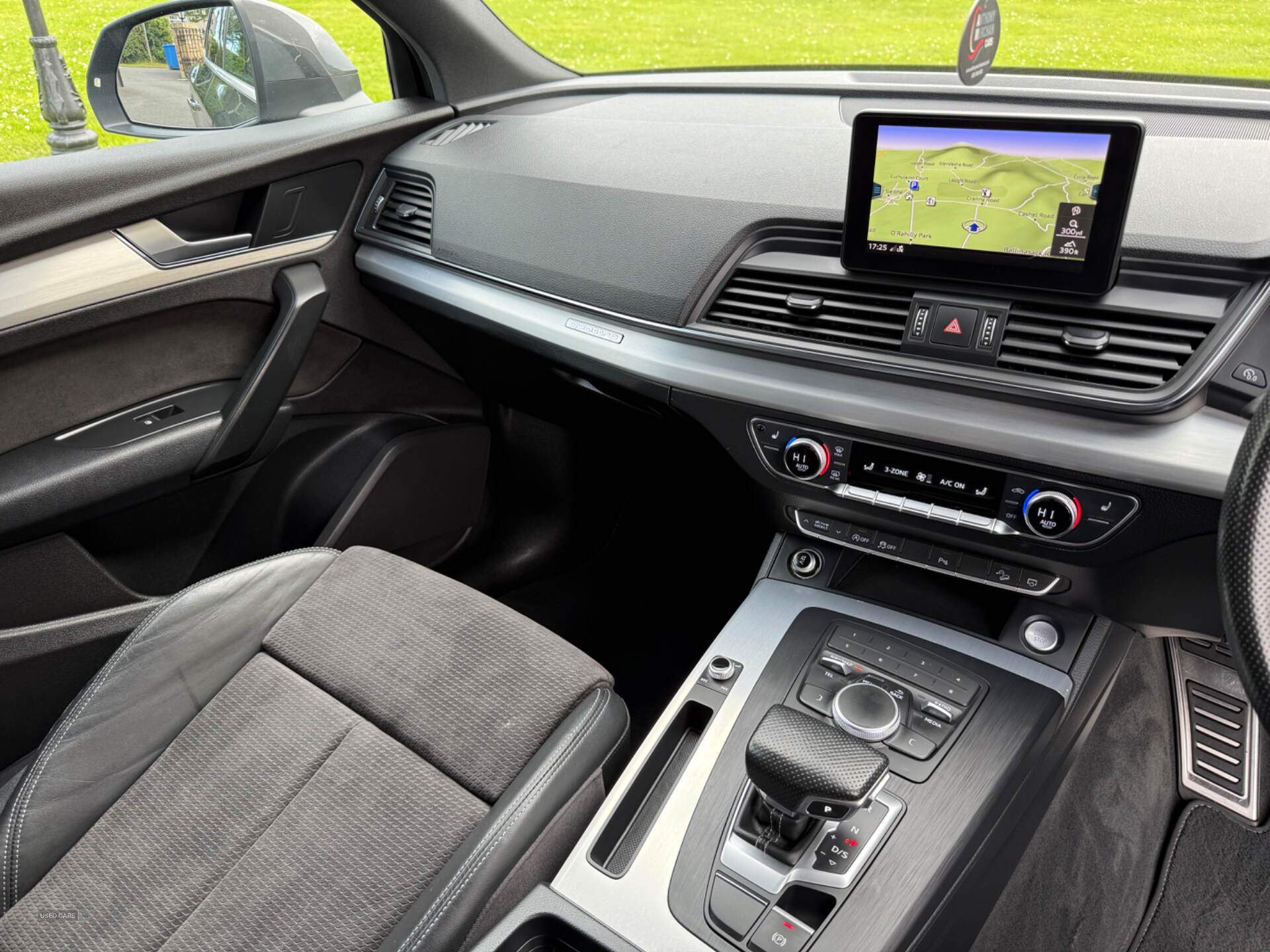 Car Thumbnail 7