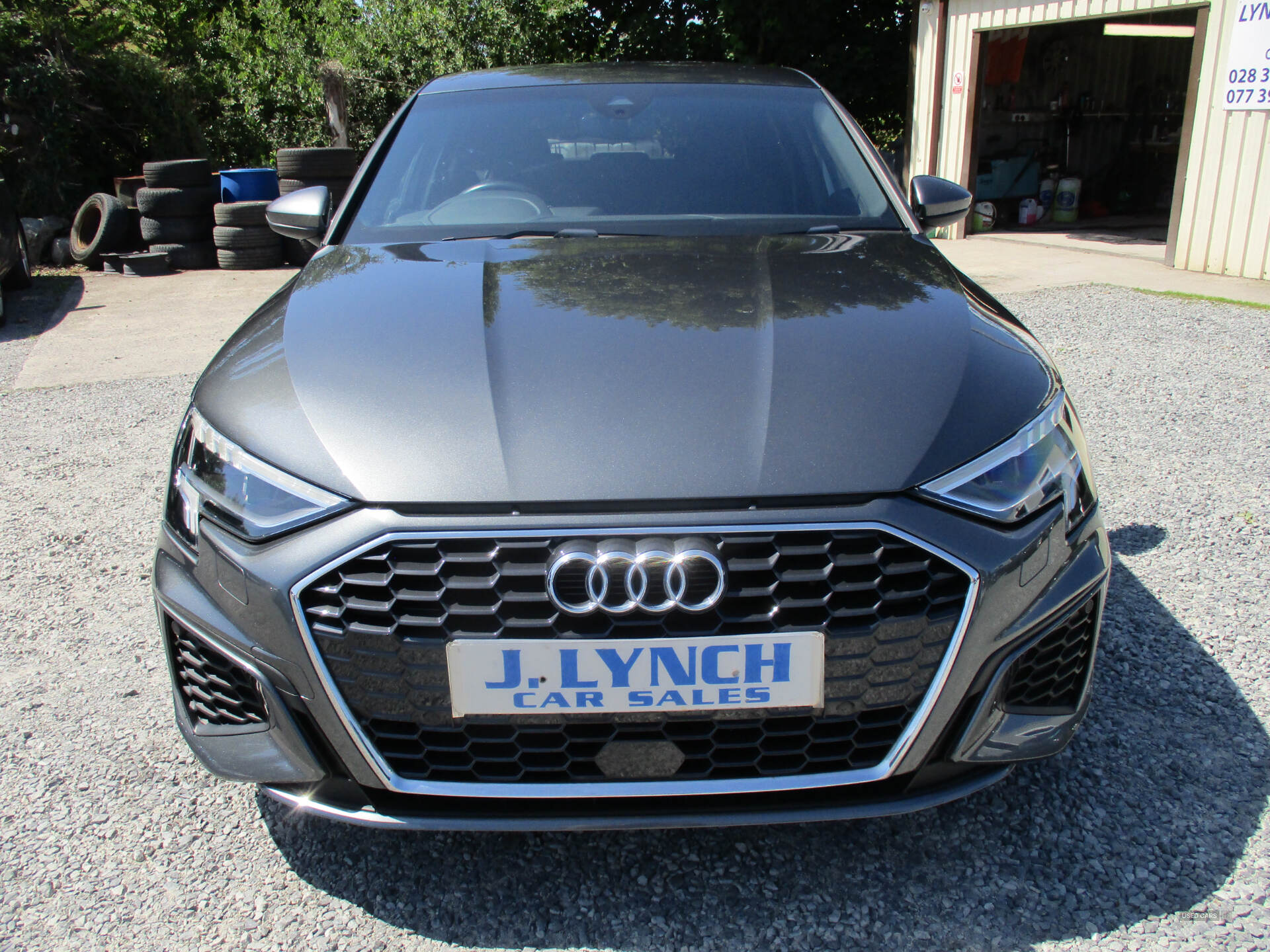 Audi A3 SPORTBACK in Down