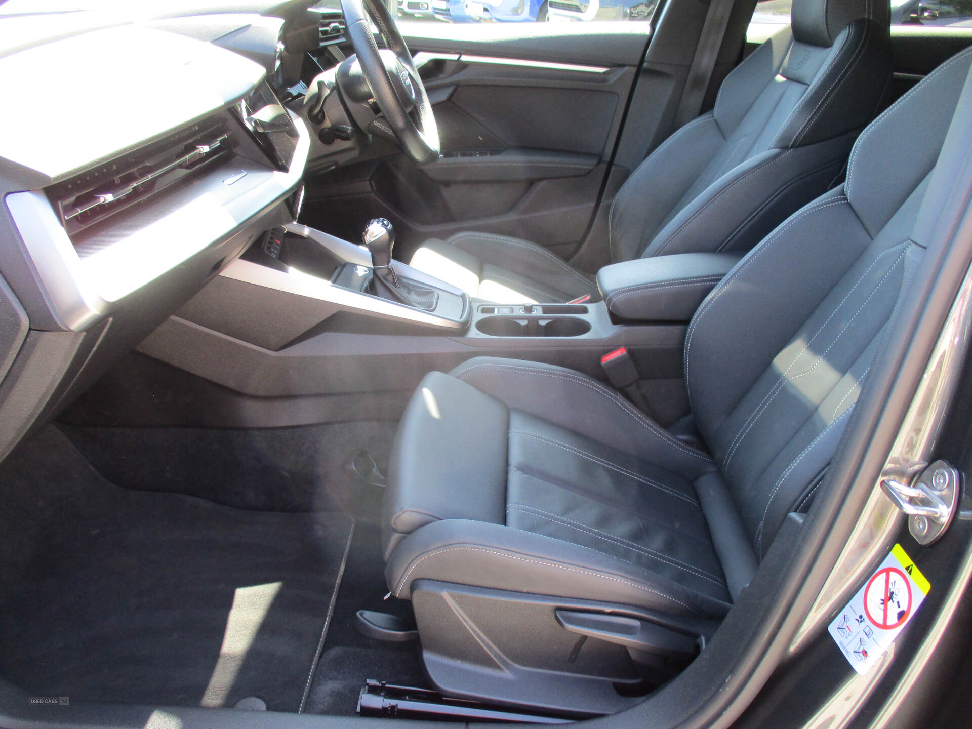 Audi A3 SPORTBACK in Down