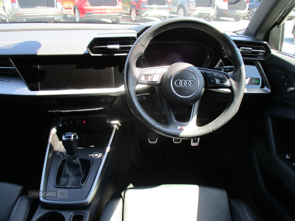 Audi A3 SPORTBACK in Down