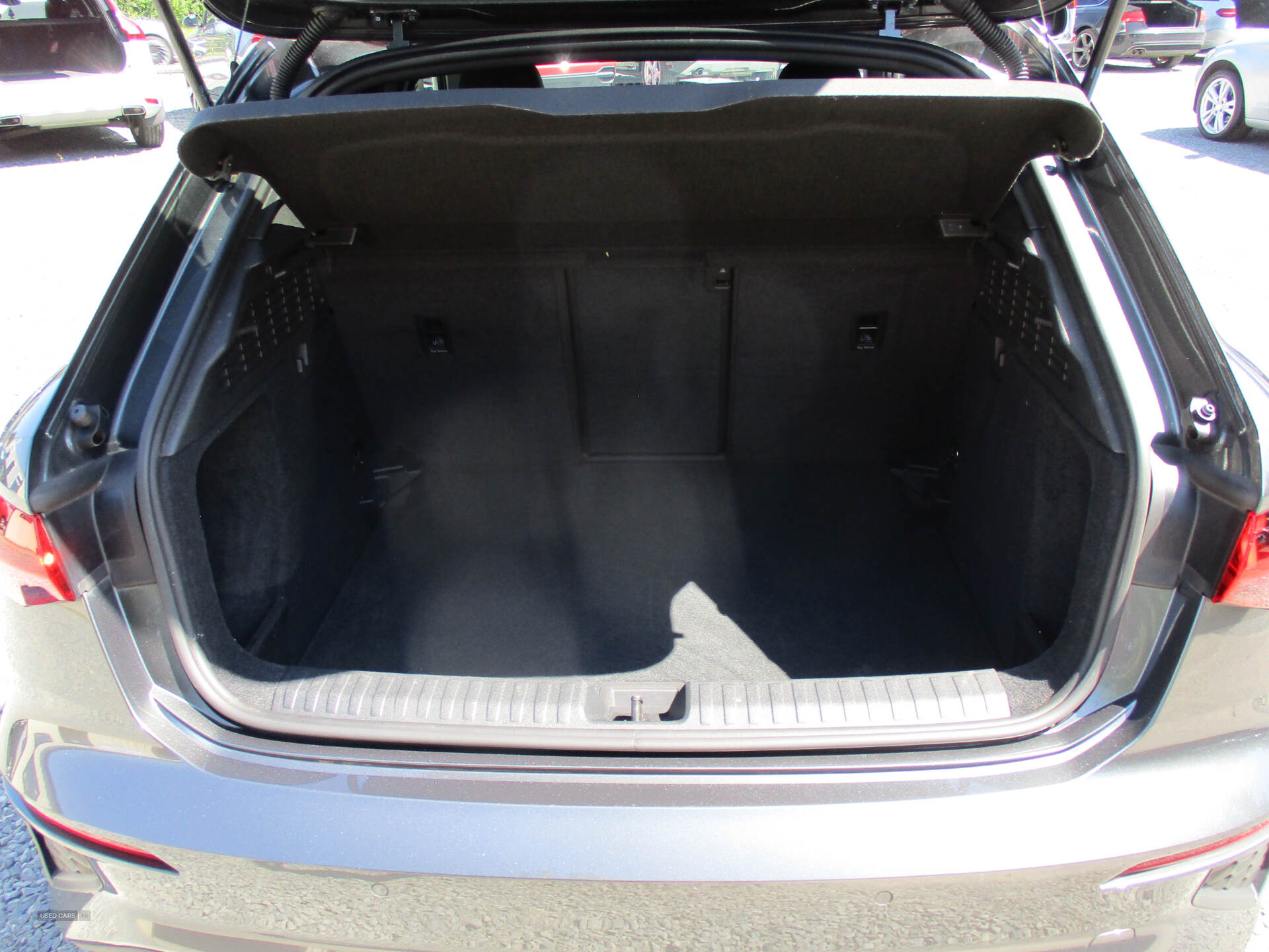 Audi A3 SPORTBACK in Down
