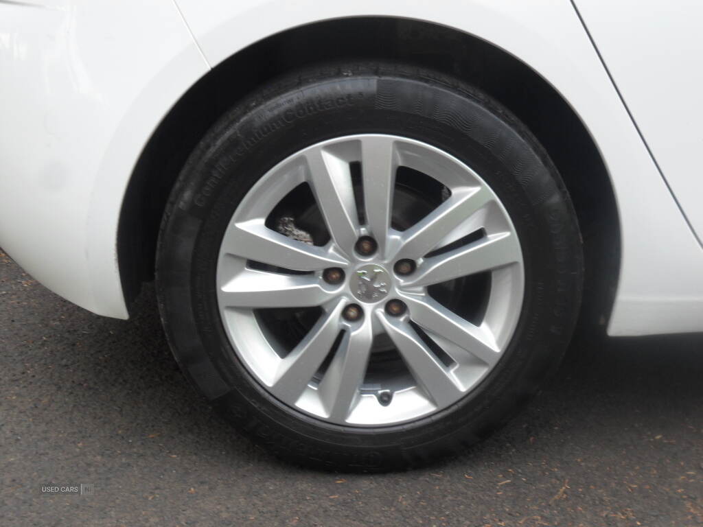 Peugeot 308 DIESEL HATCHBACK in Derry / Londonderry