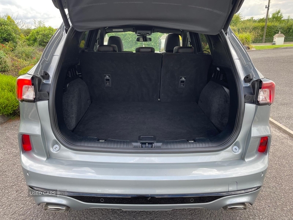 Ford Kuga DIESEL ESTATE in Tyrone