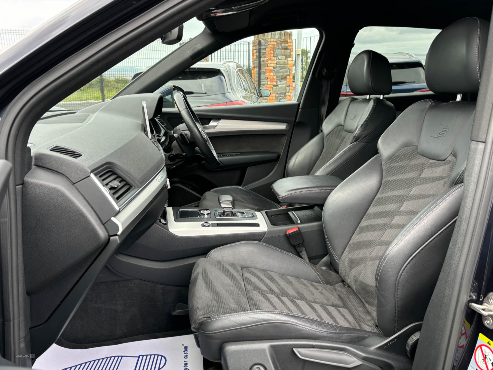 Car Thumbnail 6