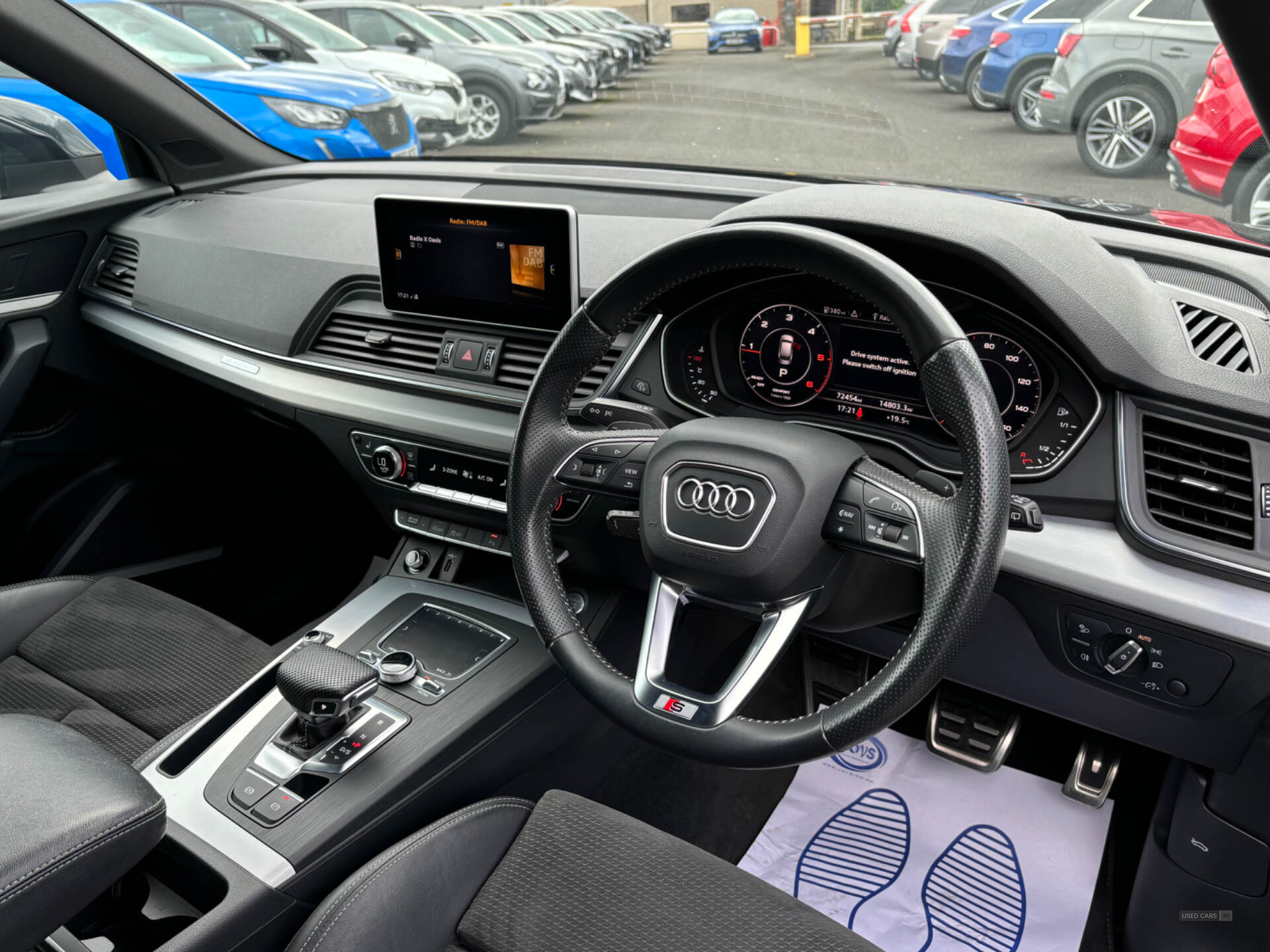 Car Thumbnail 8