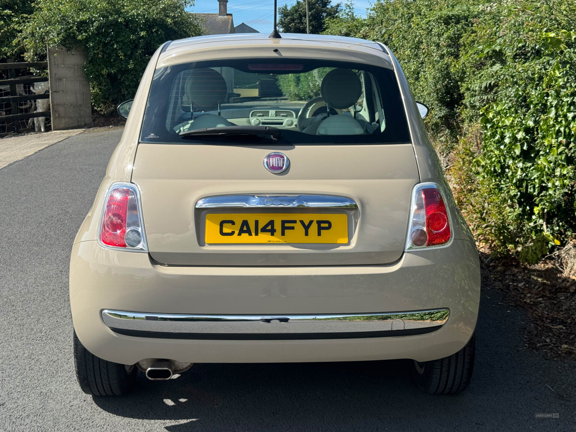 Fiat 500 HATCHBACK in Down