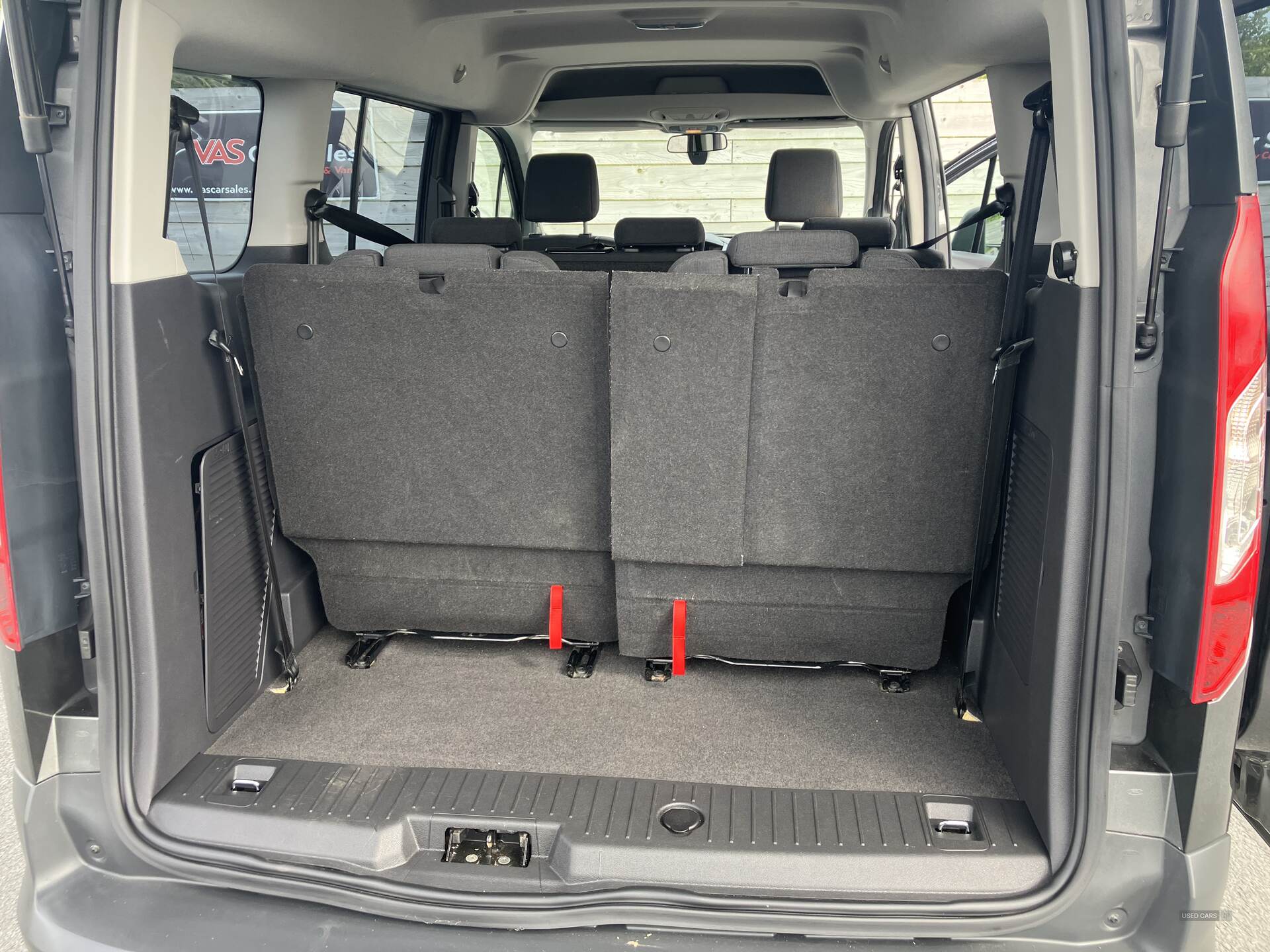 Ford Grand Tourneo Connect DIESEL ESTATE in Down