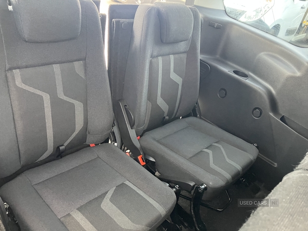 Ford Grand Tourneo Connect DIESEL ESTATE in Down