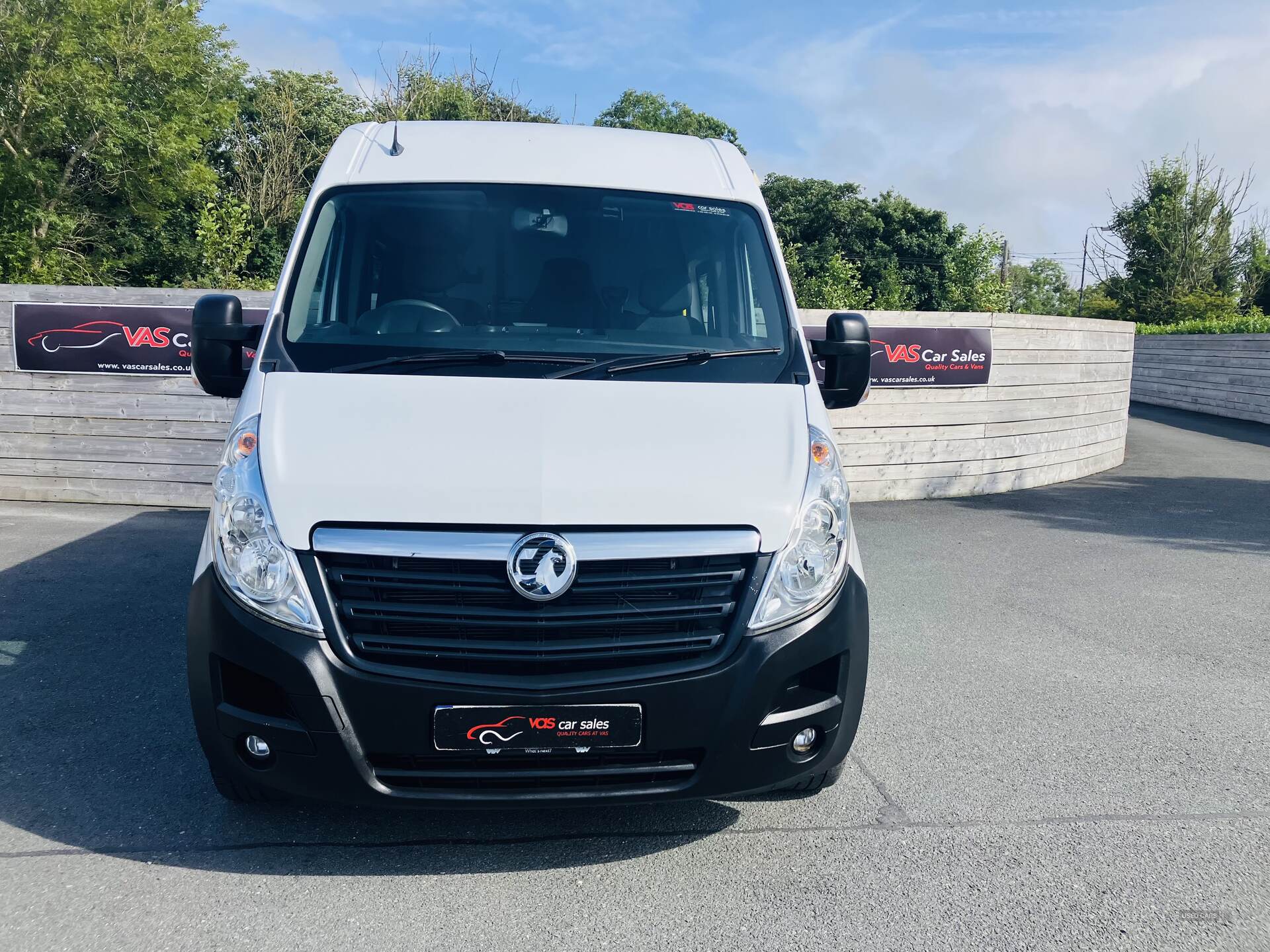 Vauxhall Movano 35 L2 DIESEL FWD in Down