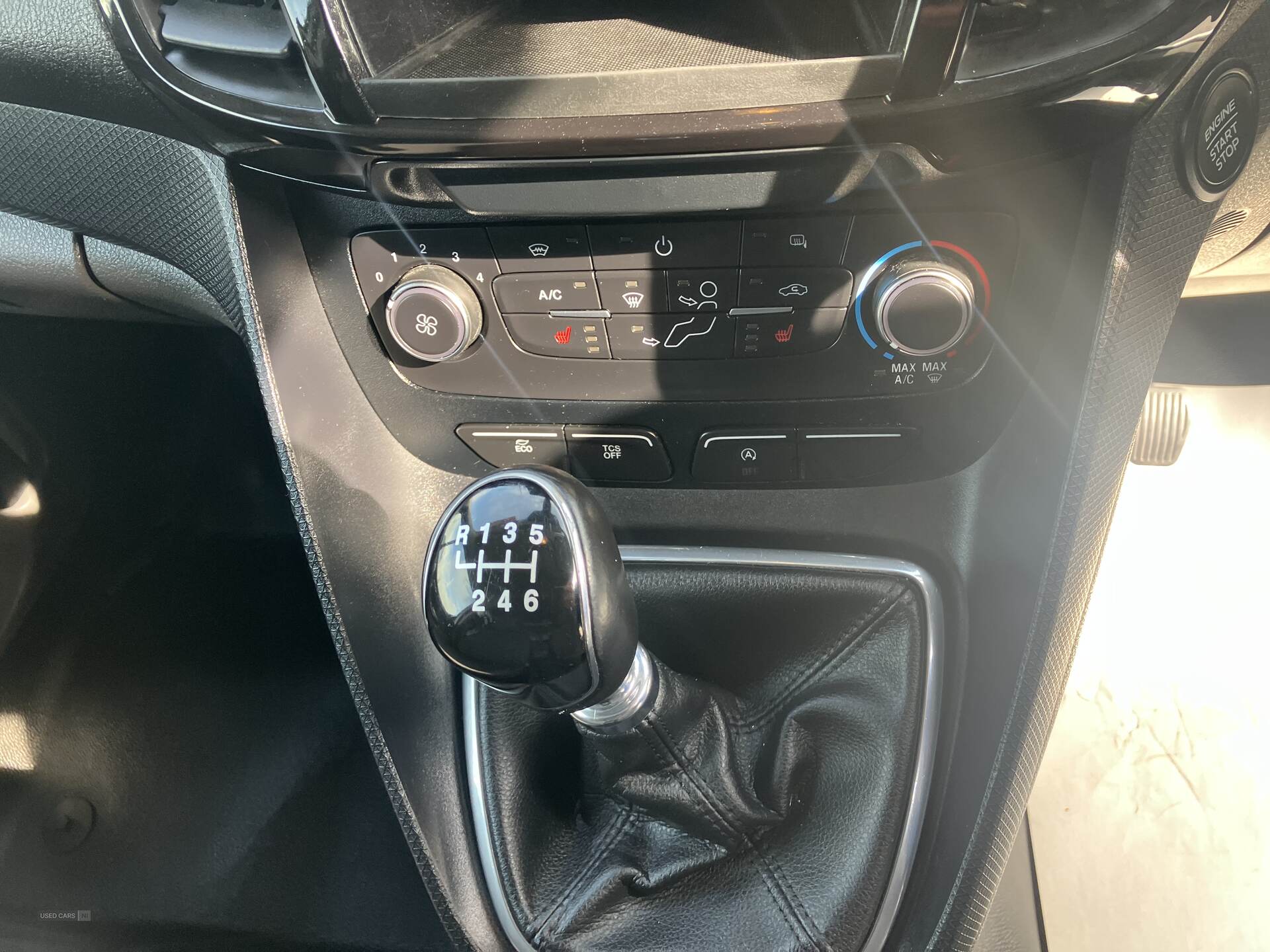 Ford Transit Connect 200 L1 DIESEL in Down