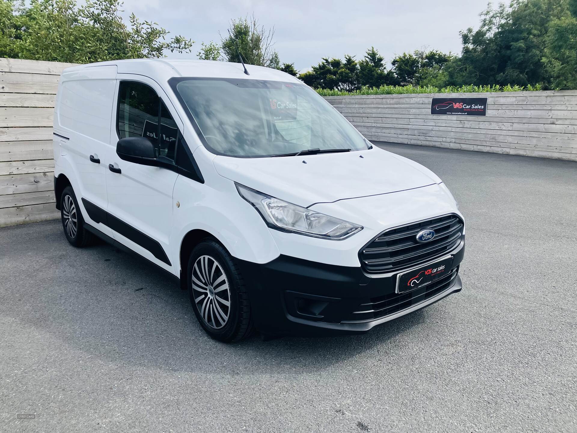 Ford Transit Connect 220 L1 DIESEL in Down