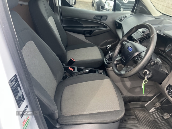 Ford Transit Connect 220 L1 DIESEL in Down