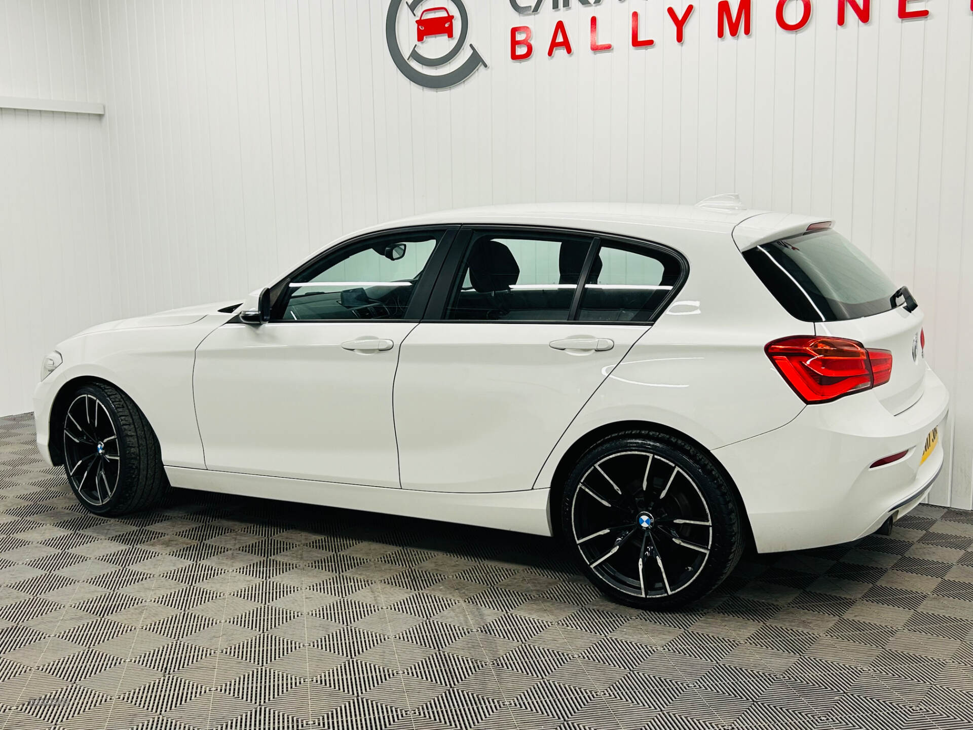 BMW 1 Series DIESEL HATCHBACK in Antrim