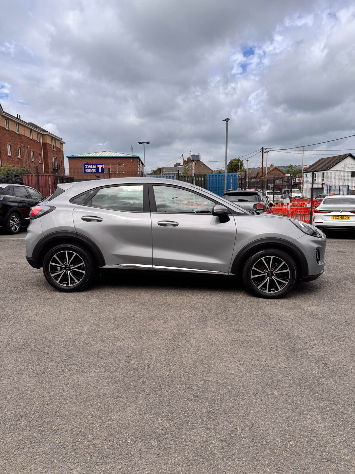 Car Thumbnail 8