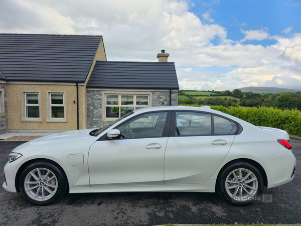 BMW 3 Series SALOON in Down