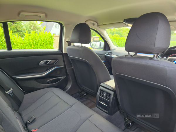 BMW 3 Series SALOON in Down