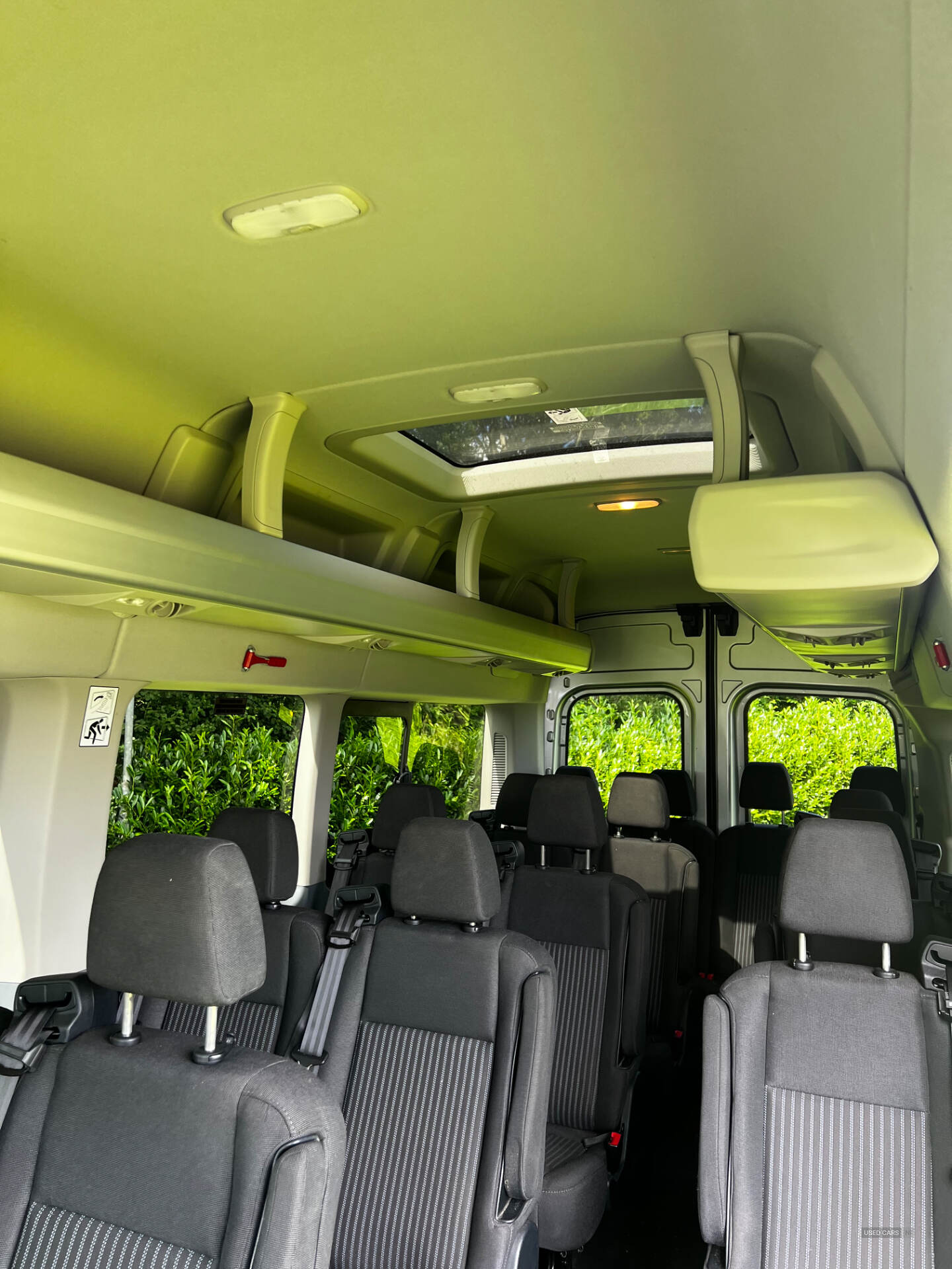 Ford Transit 460 L4 MINIBUS DIESEL RWD in Antrim