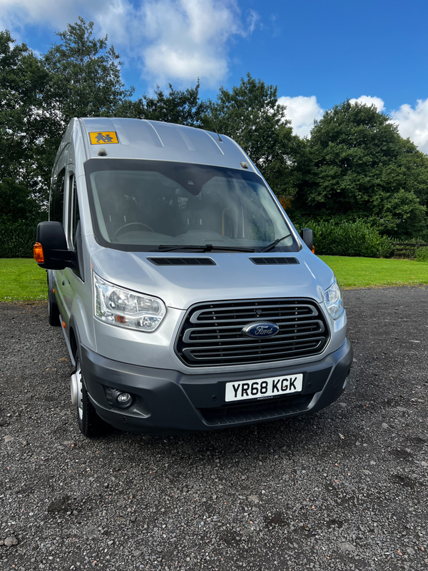 Ford Transit 460 L4 MINIBUS DIESEL RWD in Antrim